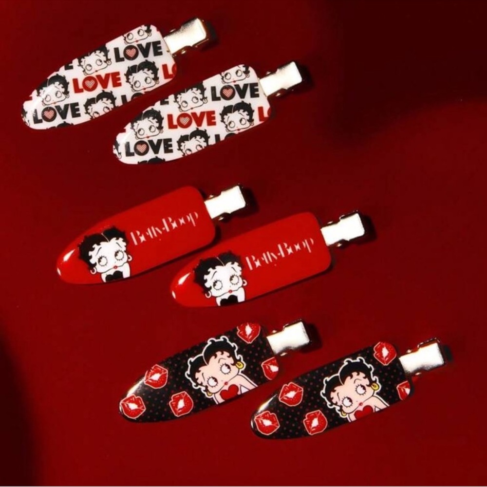 Betty Boop 3 pairs of non crease Hair Clips - 2 Red, 2 Black 2 White 6 total New